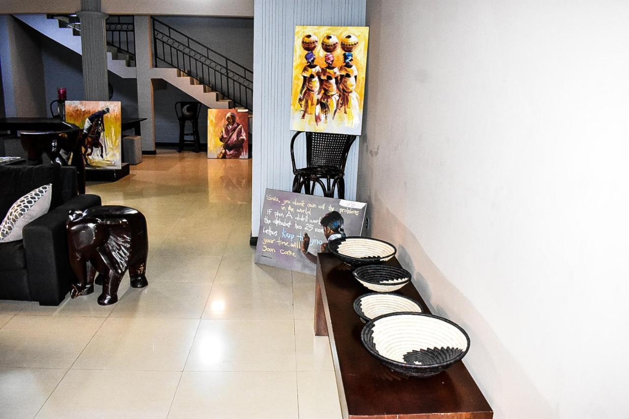 Dann Residence Ogbodjo Bagian luar foto