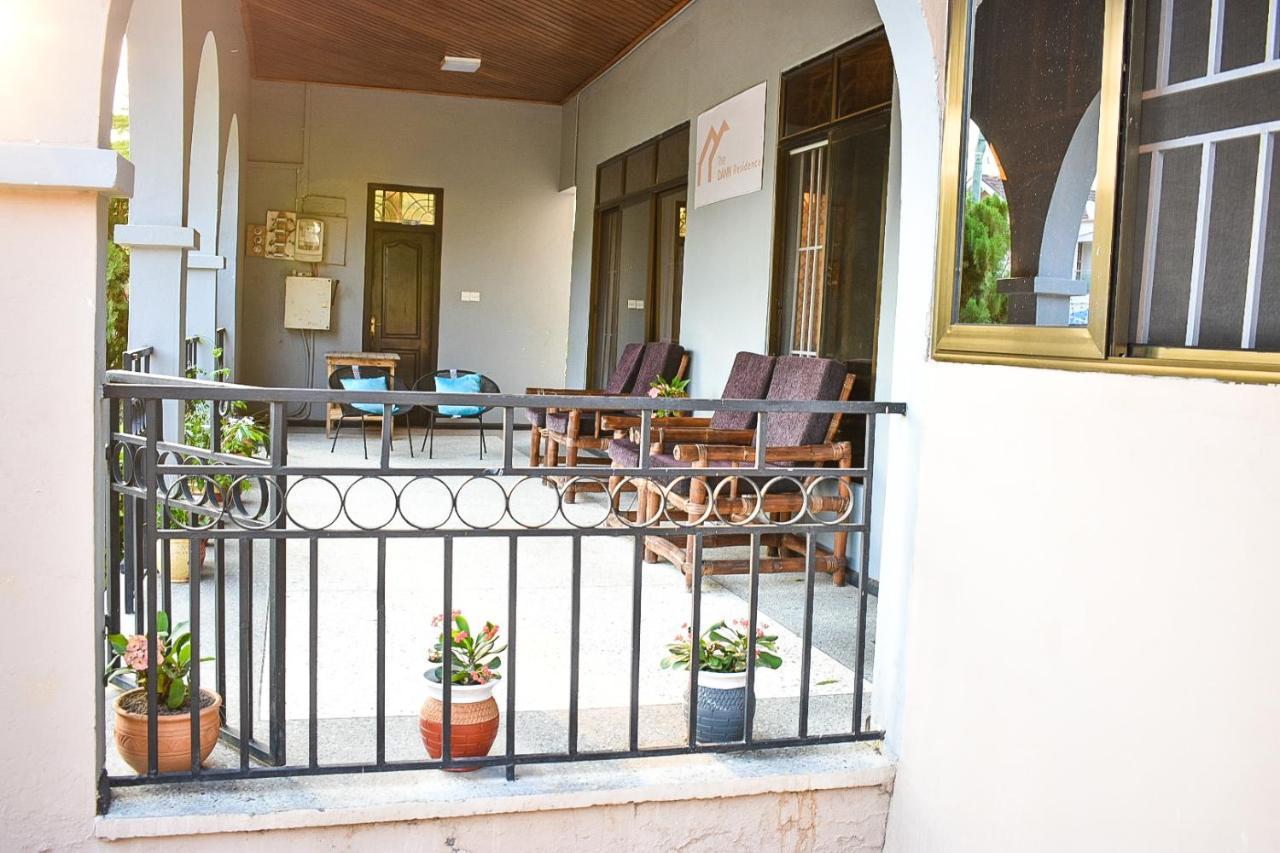 Dann Residence Ogbodjo Bagian luar foto